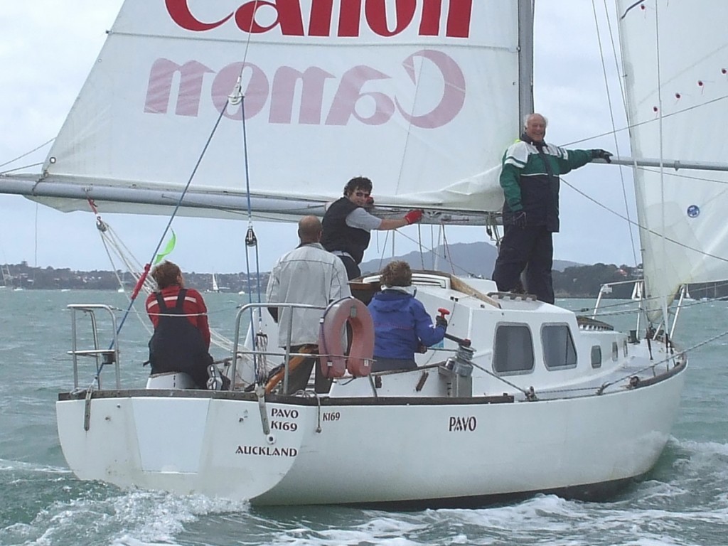 Pavo with a tuck and a No. 2, runs in a fresh southwesterly (Stewart Association Collection)