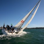 Phlyer in clear air on a postcard day during the 2007 Stewart Championships (Christine Webb)